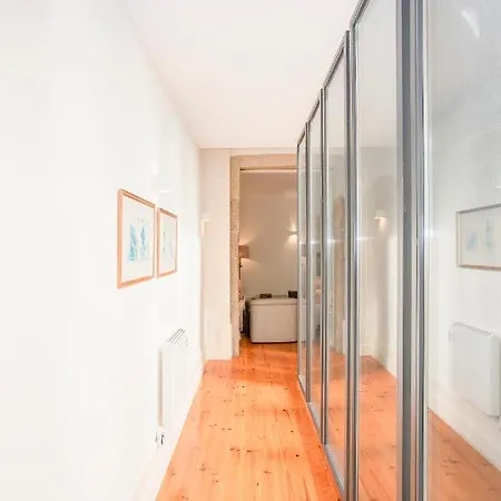 Liiiving In | Secret Terrace Apartamento